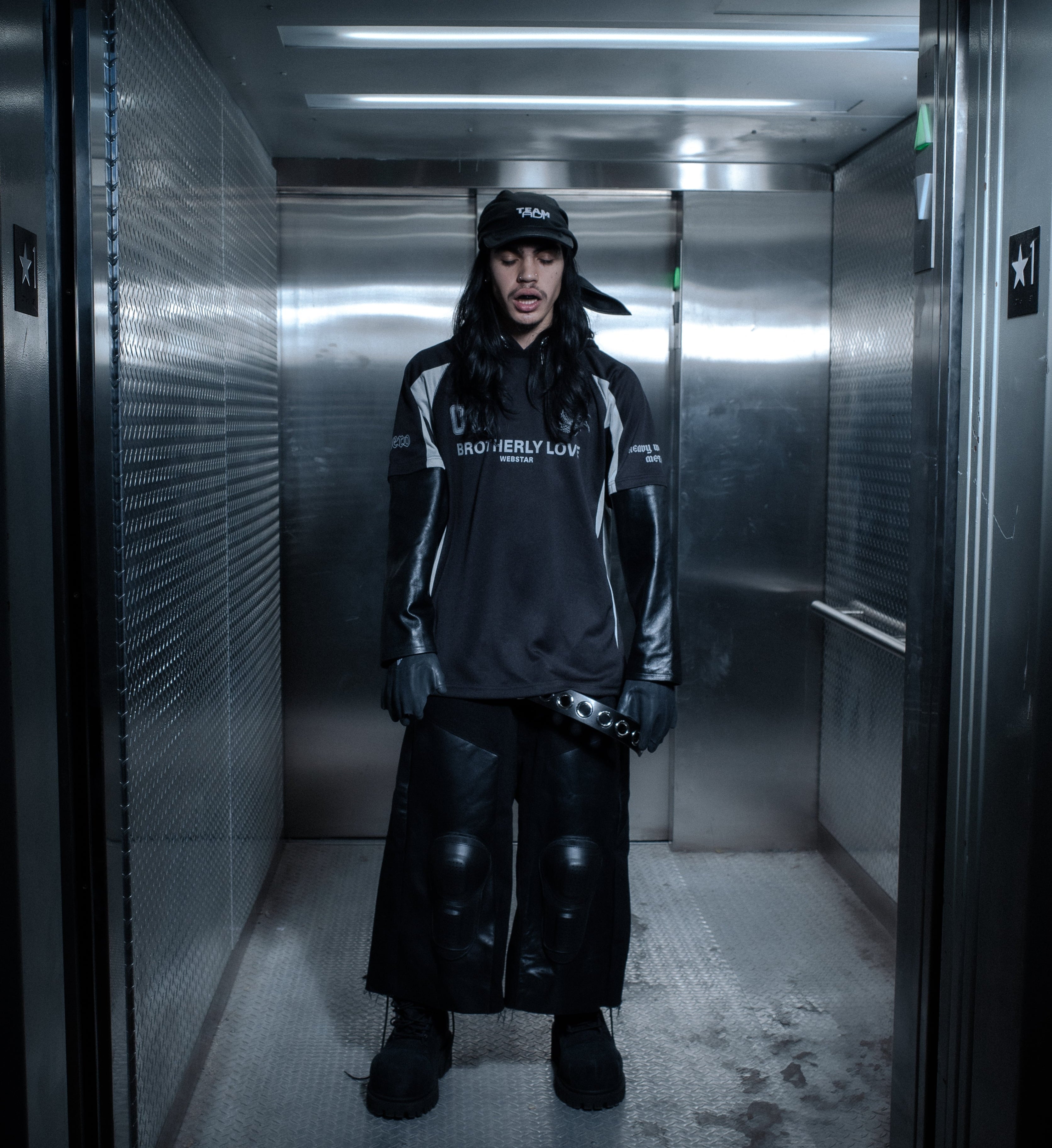 BL WEBSTORM JERSEY WITH LEATHER SLEEVES